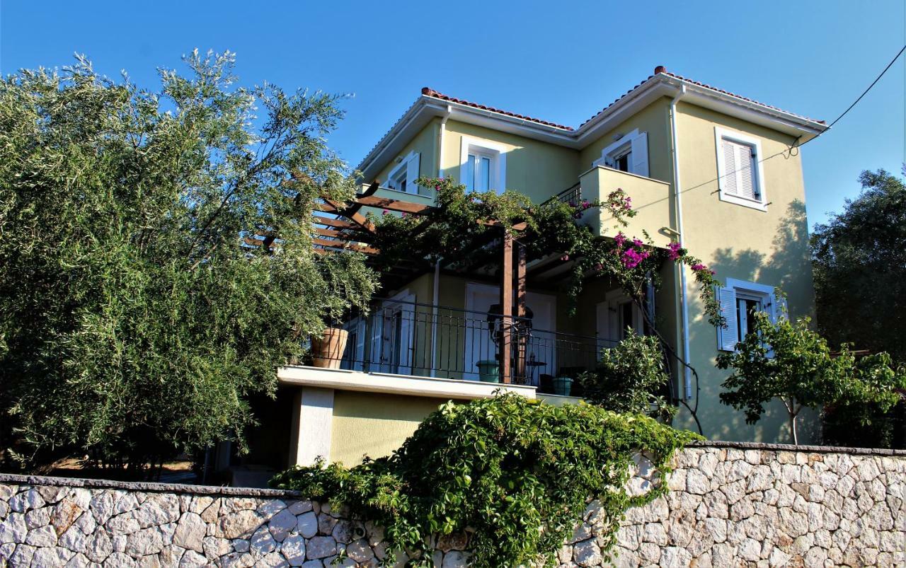 Cinema Themed House In Argostoli Villa Exterior photo