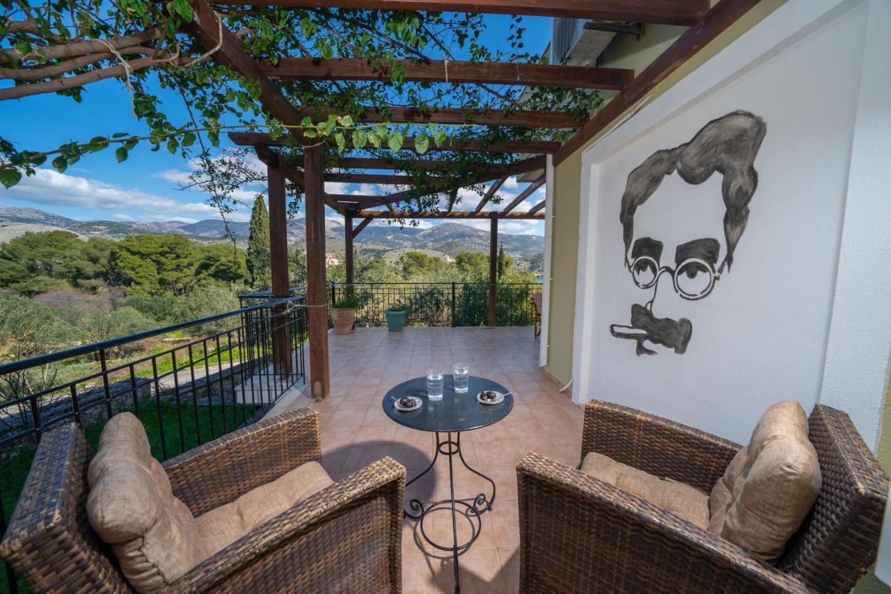 Cinema Themed House In Argostoli Villa Exterior photo