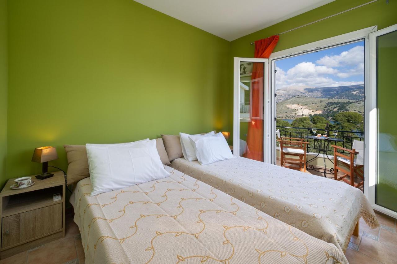 Cinema Themed House In Argostoli Villa Exterior photo